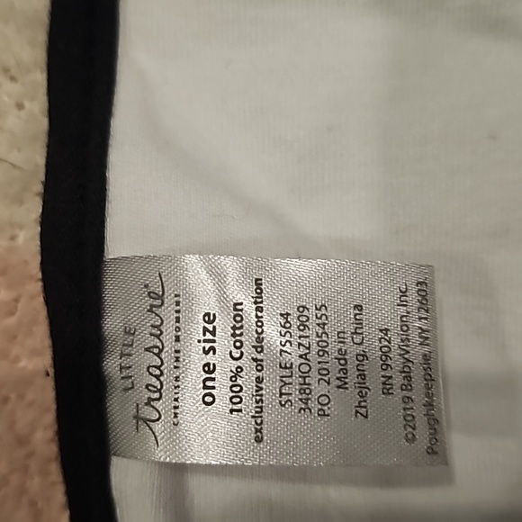 F Little Treasure Baby Bib Set, 4 pieces black red Perfect Gentleman N W/o tags - Picture 8 of 8